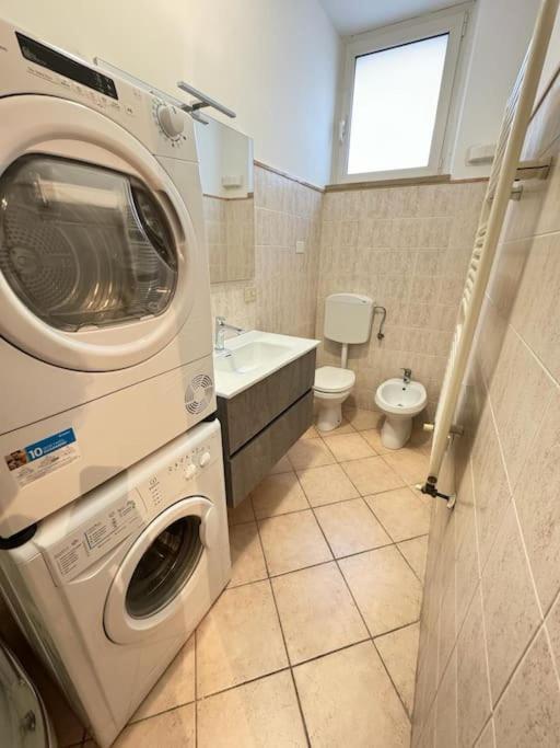 Appartement Il Nido Di Silvia A Due Passi Dal Teatro Rossini à Pesaro Extérieur photo