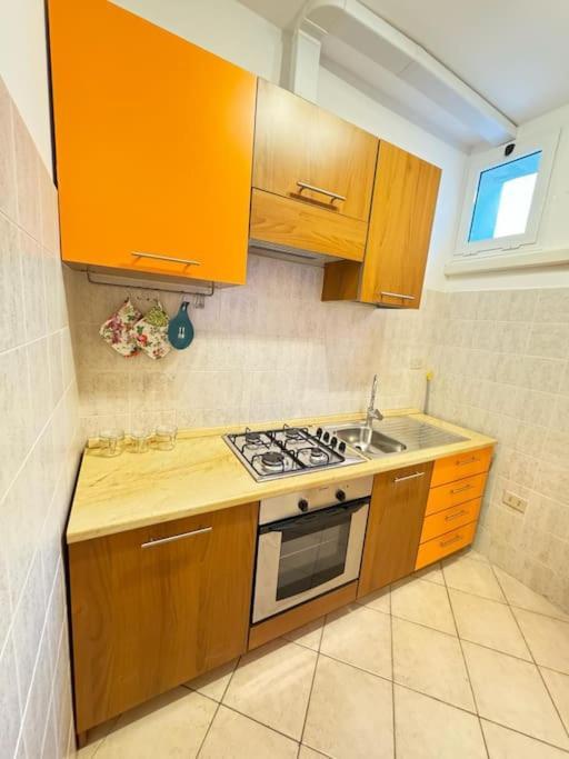 Appartement Il Nido Di Silvia A Due Passi Dal Teatro Rossini à Pesaro Extérieur photo
